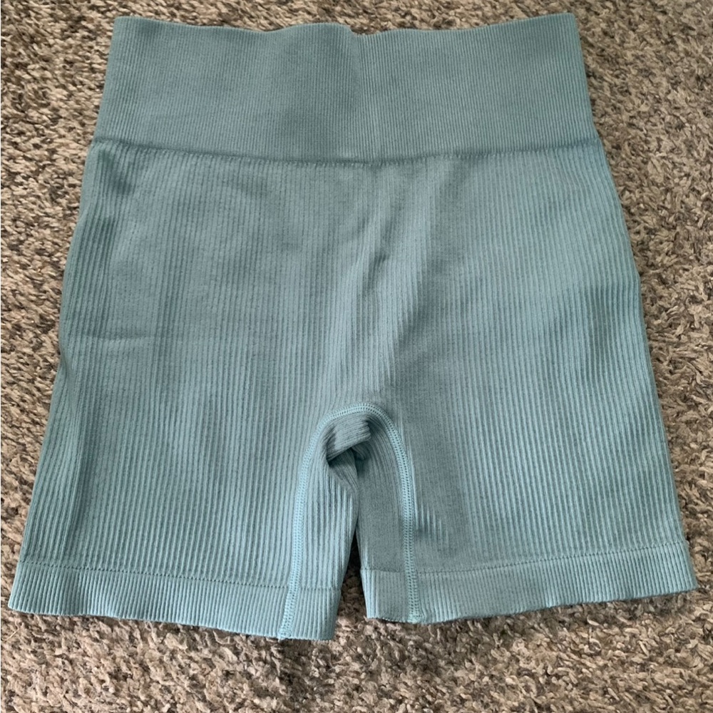 S green workout shorts